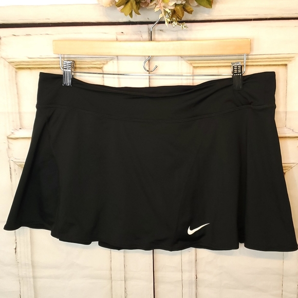 Nike Pants - Nike Dri Fit Black Skort XL